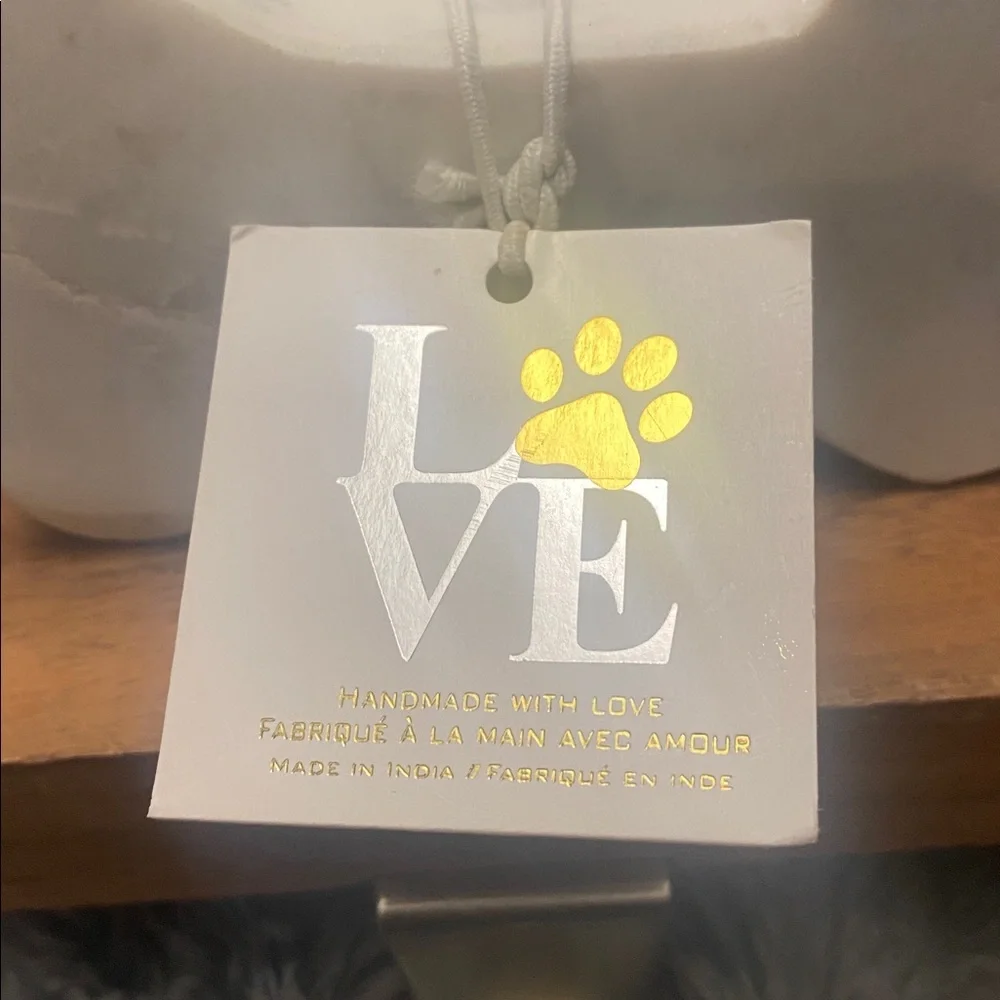 White Bone-Shaped Stocking/Leash Holder - Picture 6 of 16